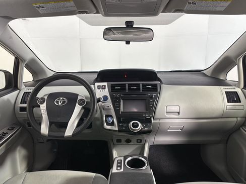 Used 2014 Toyota Prius V Three FWD image 20