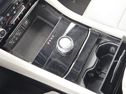 Used 2022 Jeep Grand Cherokee Overland w/ Luxury Tech Group IV RWD image 22