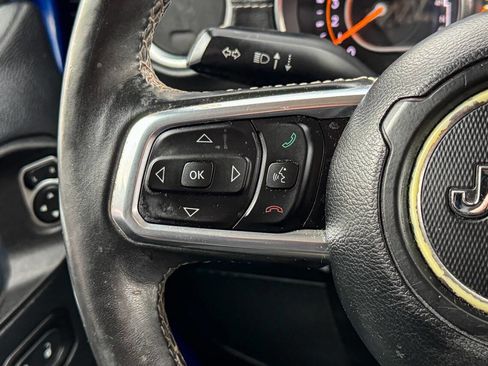 Used 2018 Jeep Wrangler Unlimited Sahara w/ Dual Top Group image 25