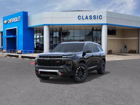 New 2027 Chevrolet Traverse Z71 w/ Enhanced Driving Package AWD/4WD image 8