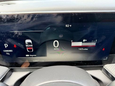 Used 2025 Nissan Kicks SR FWD image 18