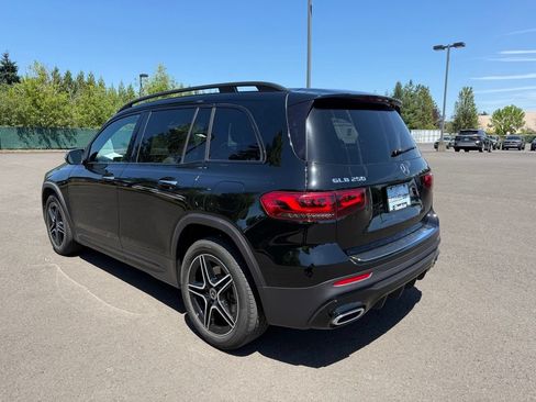 Used 2023 Mercedes-Benz GLB 250 4MATIC image 5