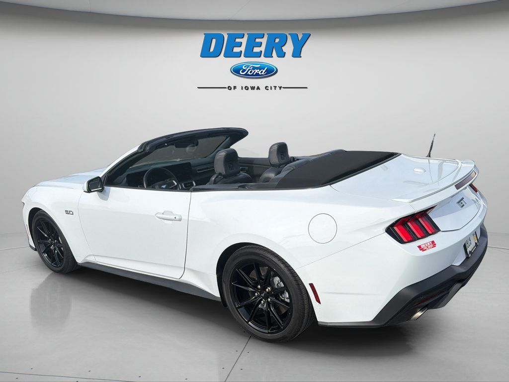 Used 2025 Ford Mustang GT Premium RWD image 42