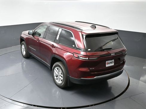 New 2025 Jeep Grand Cherokee Laredo X w/ Luxury Tech Group I image 46