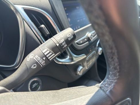 Used 2024 Chevrolet Equinox LT AWD/4WD image 23