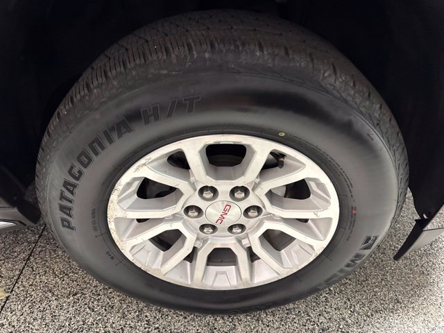 Used 2018 GMC Yukon SLT AWD/4WD image 25