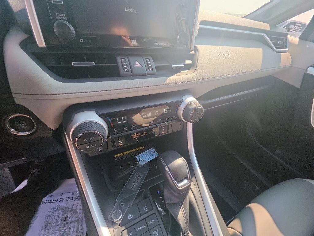 Used 2019 Toyota RAV4 XLE Premium w/ Advanced Technology Package AWD/4WD image 23