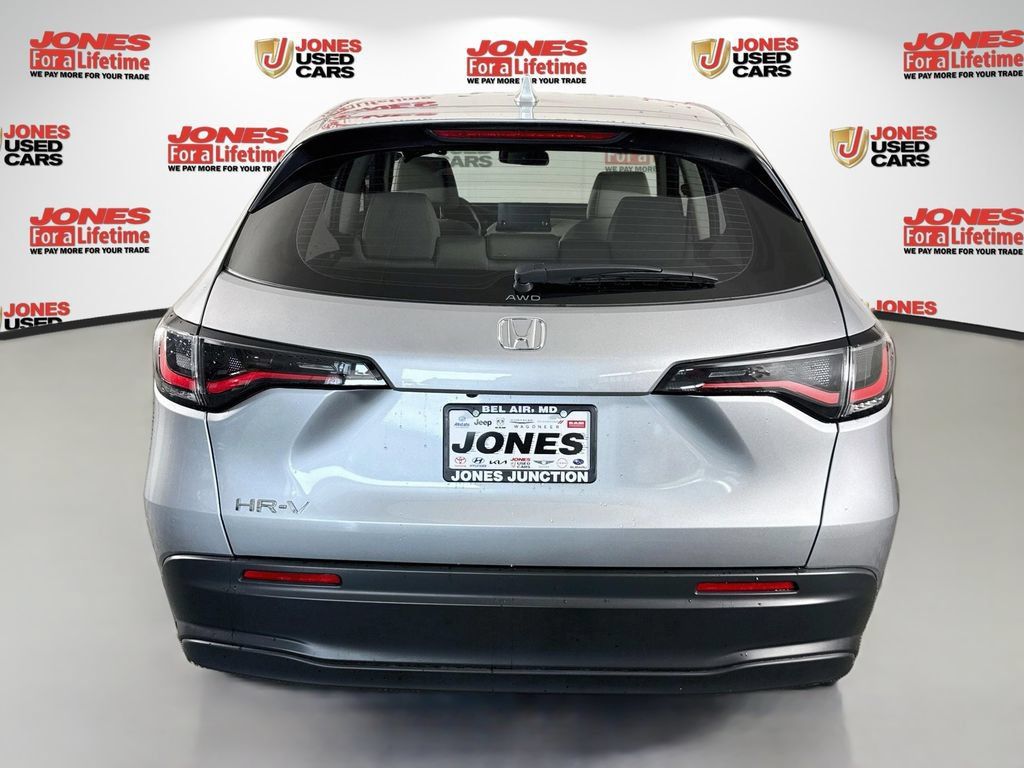 Used 2025 Honda HR-V LX image 14
