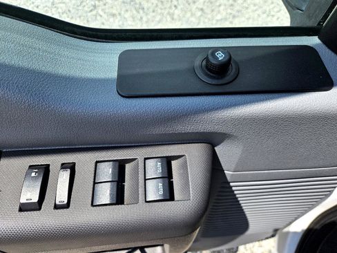 Used 2015 Ford F350 XL w/ Power Equipment Group image 19