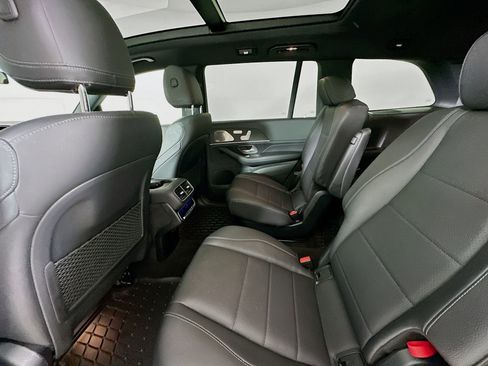 Certified 2023 Mercedes-Benz GLS 450 4MATIC image 27