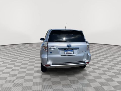 Used 2012 Toyota RAV4 EV FWD image 6