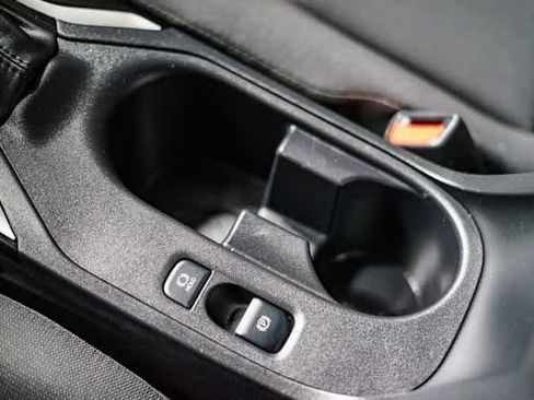 Certified 2025 Toyota Corolla LE image 23