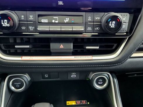 Certified 2026 Toyota Grand Highlander AWD Hybrid image 32