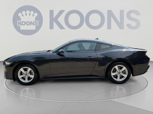 Used 2024 Ford Mustang Coupe RWD image 2