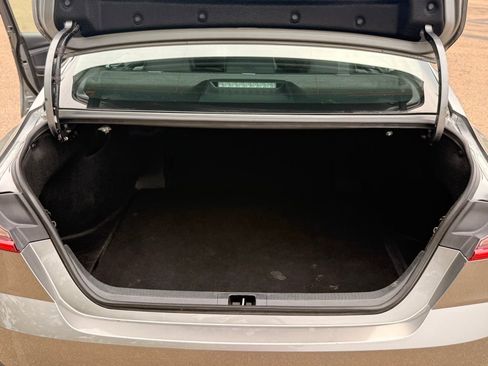 Used 2025 Toyota Camry SE FWD image 17