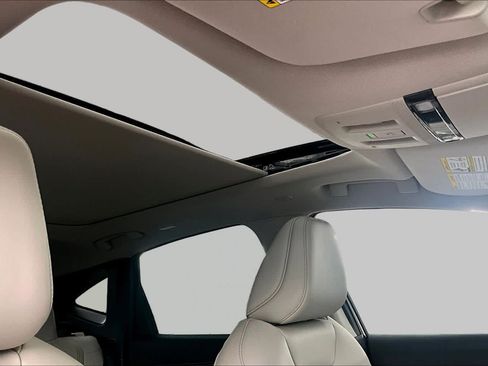 Certified 2025 Nissan Murano SL w/ Cargo Package AWD/4WD image 14