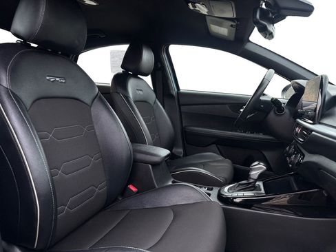 Certified 2022 Kia Forte GT-Line w/ GT-Line Technology Package image 15