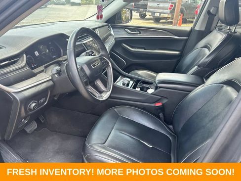 Used 2022 Jeep Grand Cherokee L Limited RWD image 8