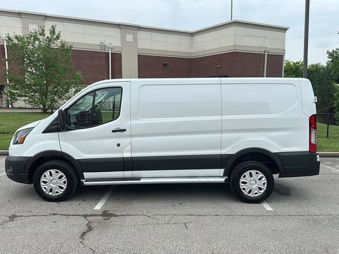 Certified 2025 Ford Transit 250 Low Roof w/ Exterior Upgrade Package RWD image 2