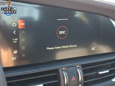 Used 2025 Alfa Romeo Giulia AWD image 20