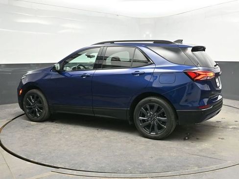 Used 2023 Chevrolet Equinox RS image 4