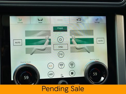 Used 2019 Land Rover Range Rover HSE image 16