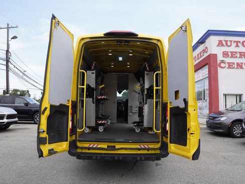 Used 2021 Ford Transit 250 148 High Roof Extended w/ Parcel Delivery Package RWD image 12
