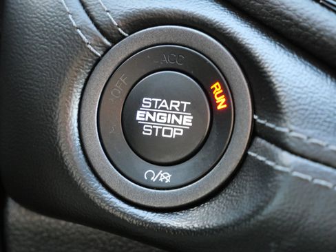 Used 2021 Dodge Durango GT image 33