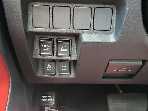Used 2024 Nissan Frontier PRO-4X w/ Off-Road Protection Package AWD/4WD image 34