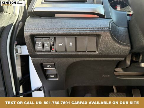 Used 2025 Honda Odyssey Sport-L image 16