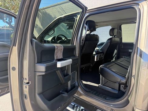 Used 2019 Ford F350 Lariat w/ Lariat Ultimate Package image 47