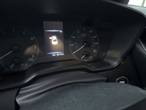 Used 2023 Toyota Corolla SE image 29