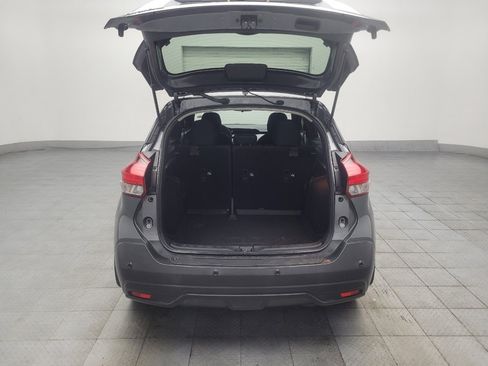Used 2020 Nissan Kicks S FWD image 29