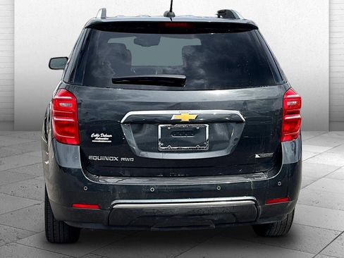Used 2017 Chevrolet Equinox Premier w/ Enhanced Convenience Package AWD/4WD image 3