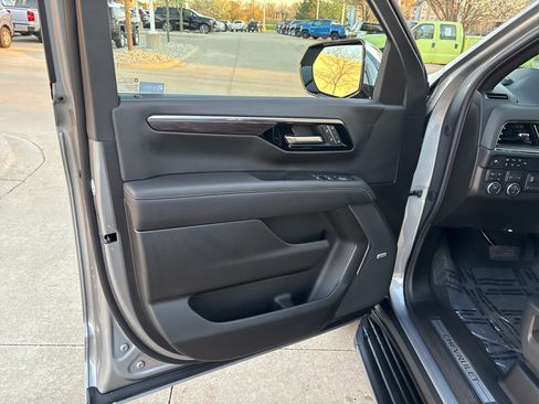 New 2026 Chevrolet Tahoe Premier AWD/4WD image 11