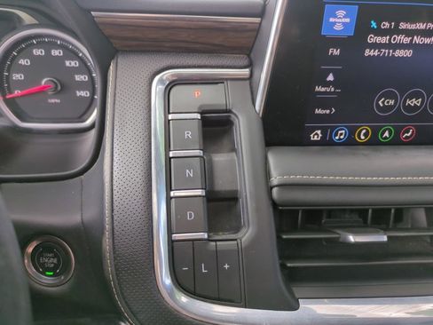 Used 2021 Chevrolet Tahoe Premier w/ Premium Package image 12