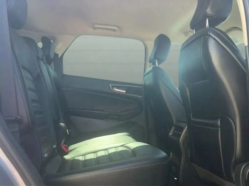 Used 2020 Ford Edge SEL FWD image 21