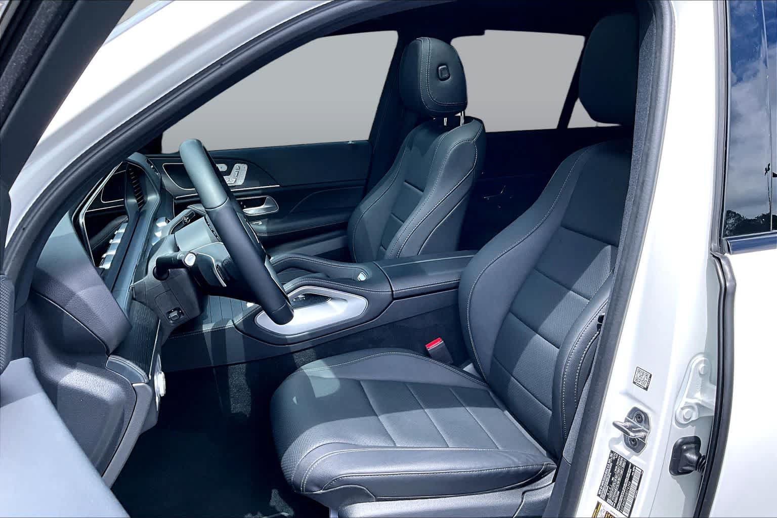 Certified 2025 Mercedes-Benz GLE 450e 4MATIC image 8