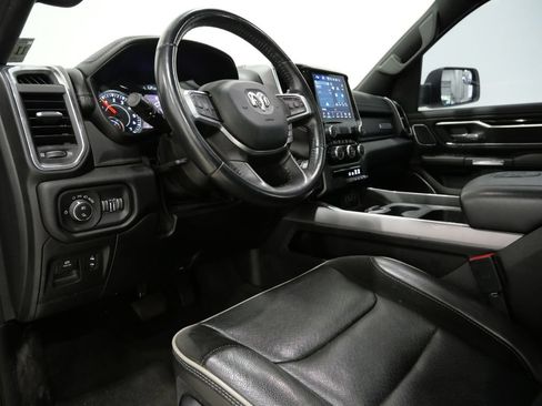 Used 2022 RAM 1500 Laramie AWD/4WD image 11