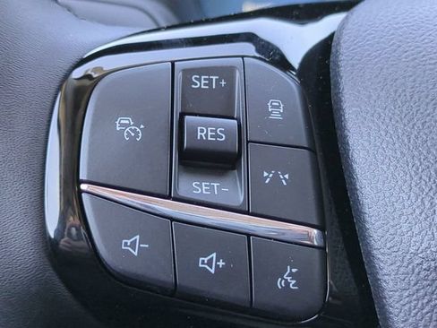 Used 2025 Ford Escape SE w/ PHEV Premium Package FWD image 25