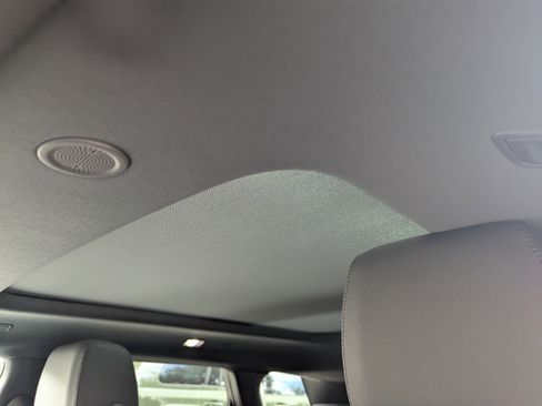 New 2026 Land Rover Range Rover Evoque Dynamic SE image 23