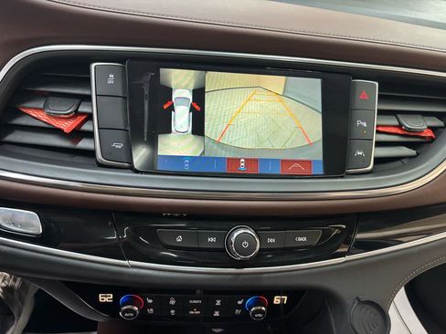 Used 2018 Buick Enclave Avenir w/ Avenir Technology Package FWD image 37