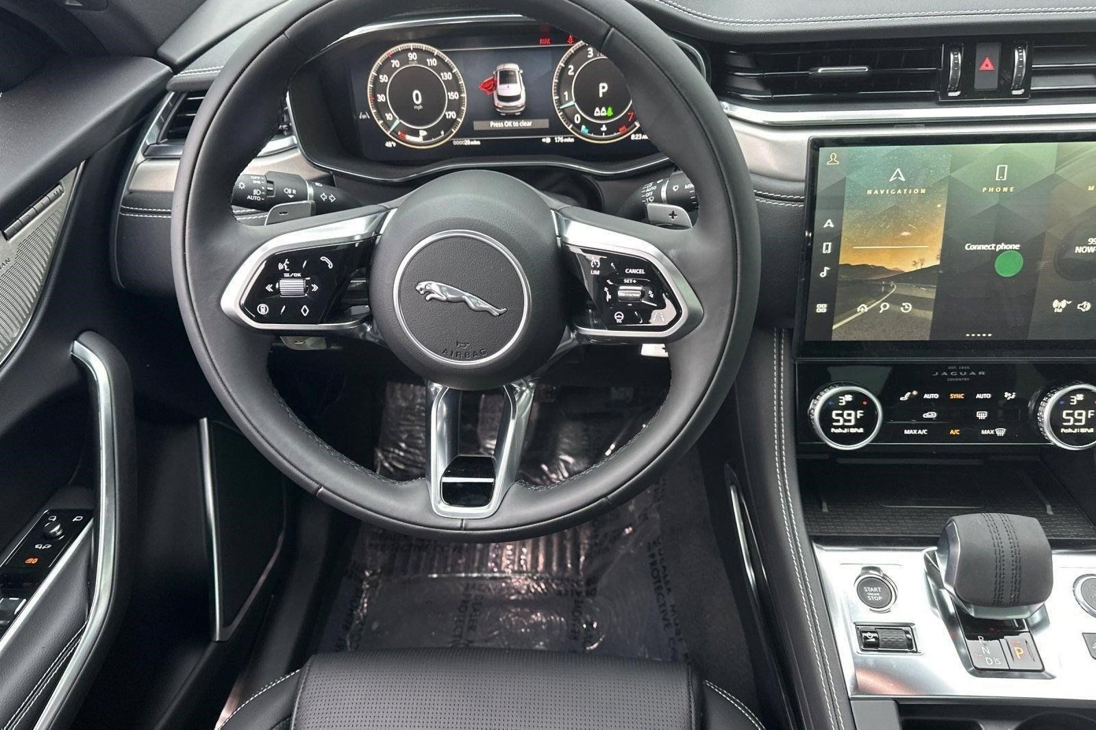 New 2025 Jaguar F-PACE R-Dynamic S AWD/4WD image 15