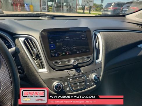 Used 2024 Chevrolet Malibu LT FWD image 28
