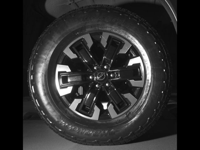 Used 2022 Nissan Frontier PRO-4X AWD/4WD image 9