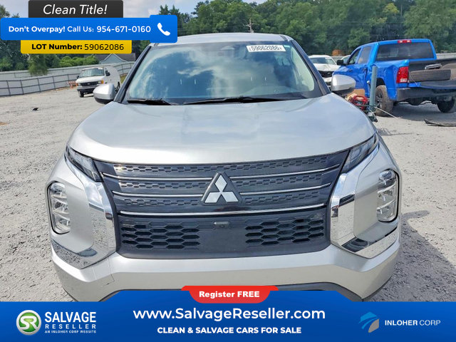 Used 2024 Mitsubishi Outlander ES FWD image 7