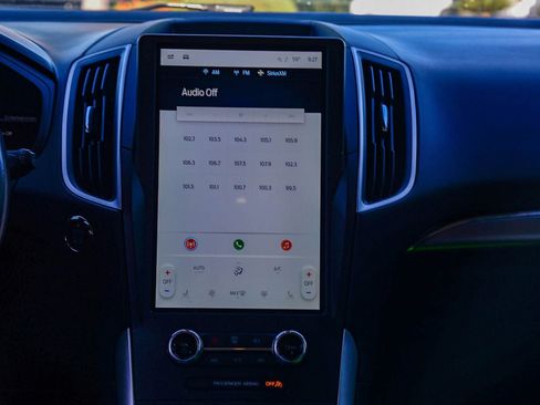 Used 2022 Ford Edge SEL w/ Convenience Package image 13