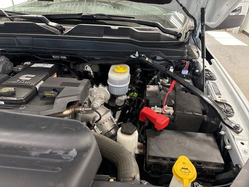 Used 2024 RAM 2500 Laramie image 33