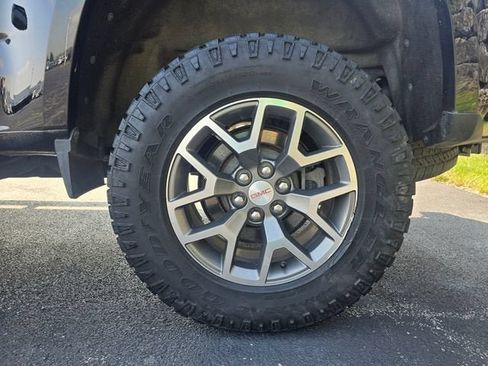 Used 2022 GMC Canyon AT4 w/ Trailering Package AWD/4WD image 12