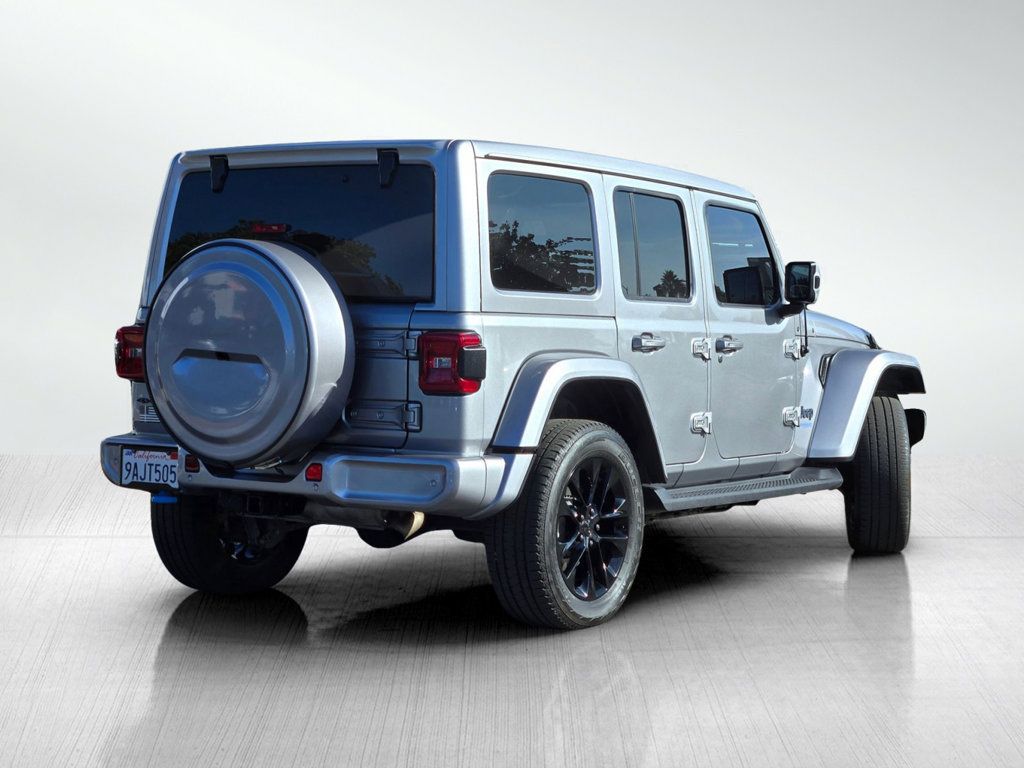 Used 2021 Jeep Wrangler Unlimited Sahara AWD/4WD image 4